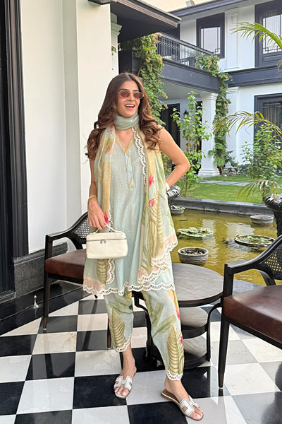 Myrrh Kurta Set (Sky)