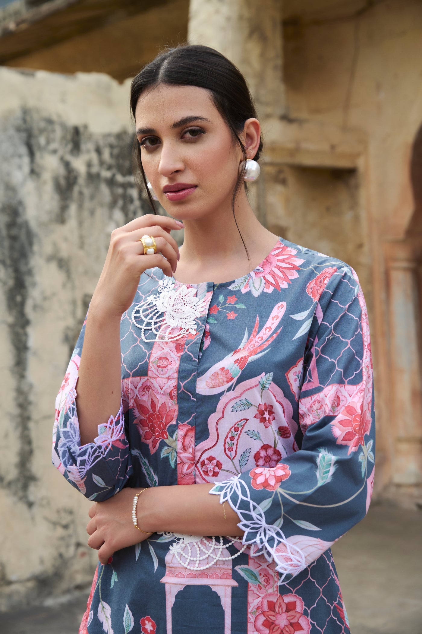 Neerja Kurta (Saleti)