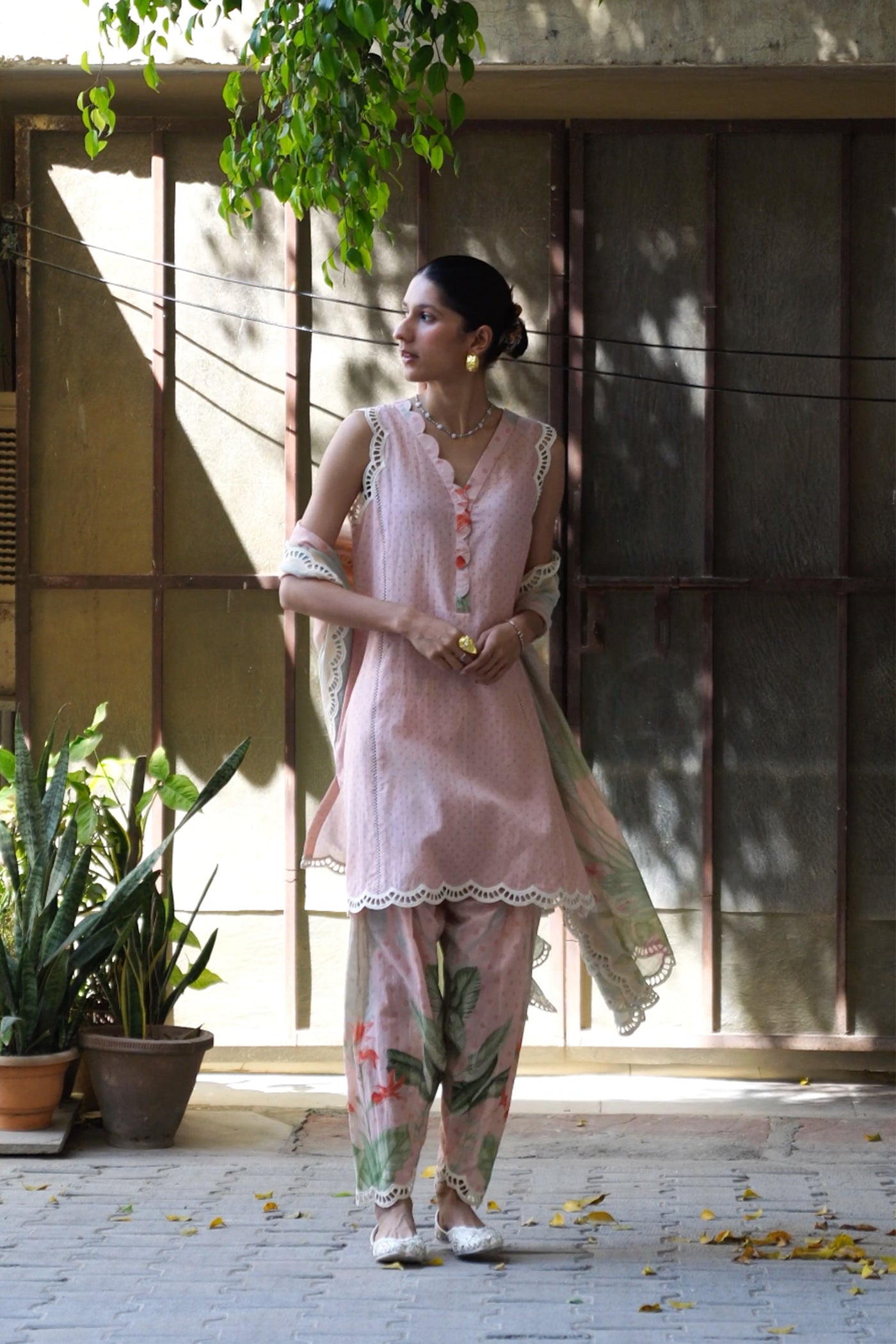 Myrrh Kurta Set (Pink)