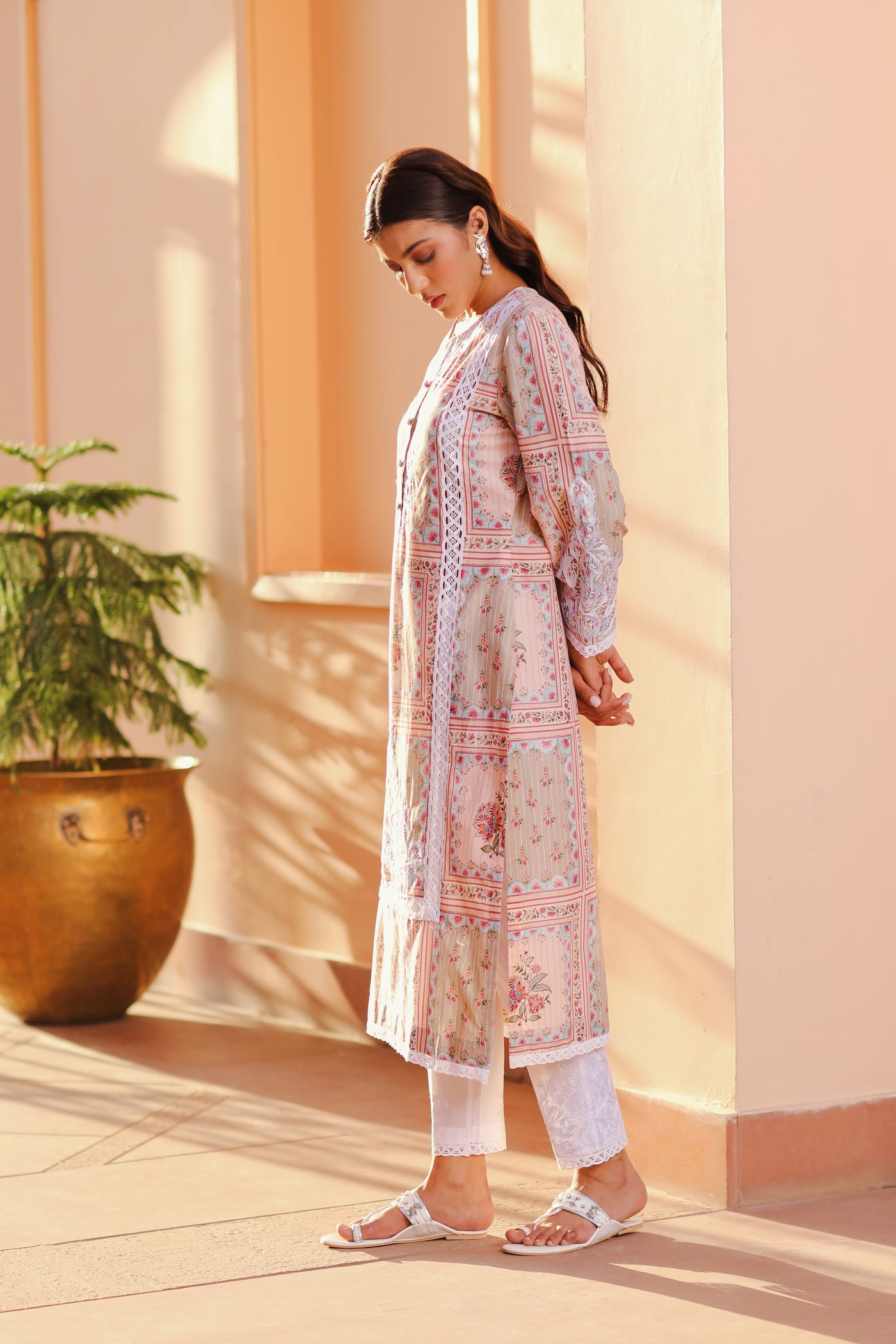 Roshanara Kurta Set (Pink and Sage)