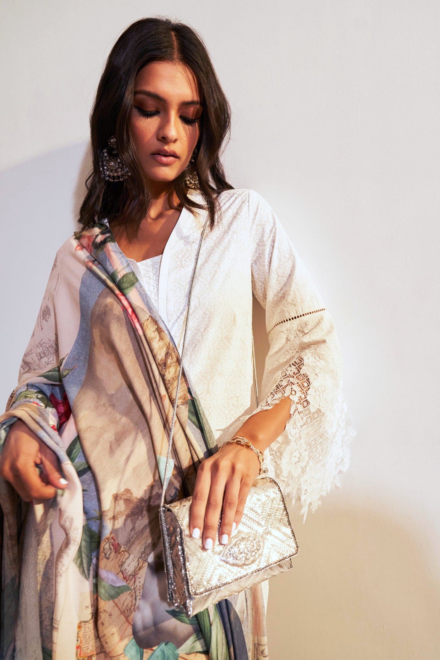 Tulla Chantilly Kurta Set